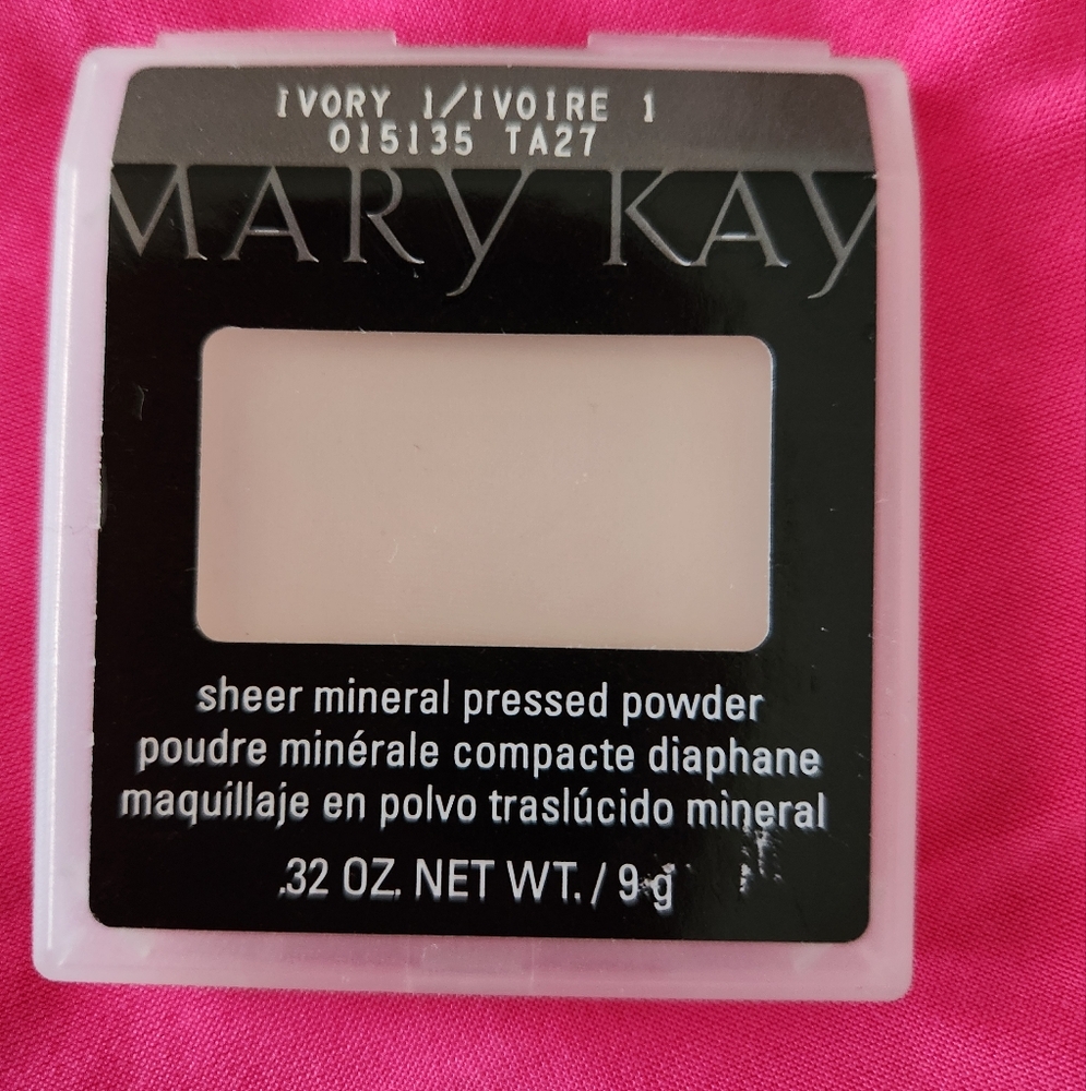 Mary Kay Pressed Powder